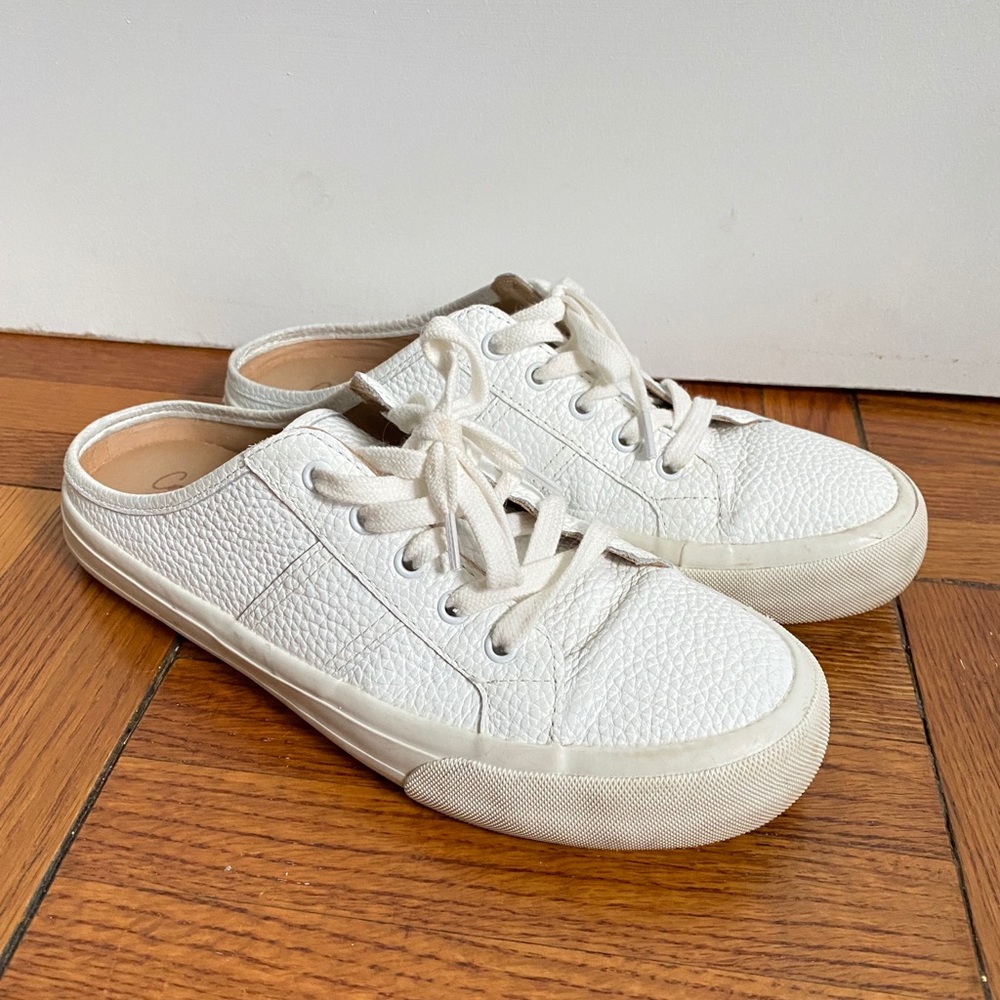 Crown Vintage Floraine SlipOn Sneaker